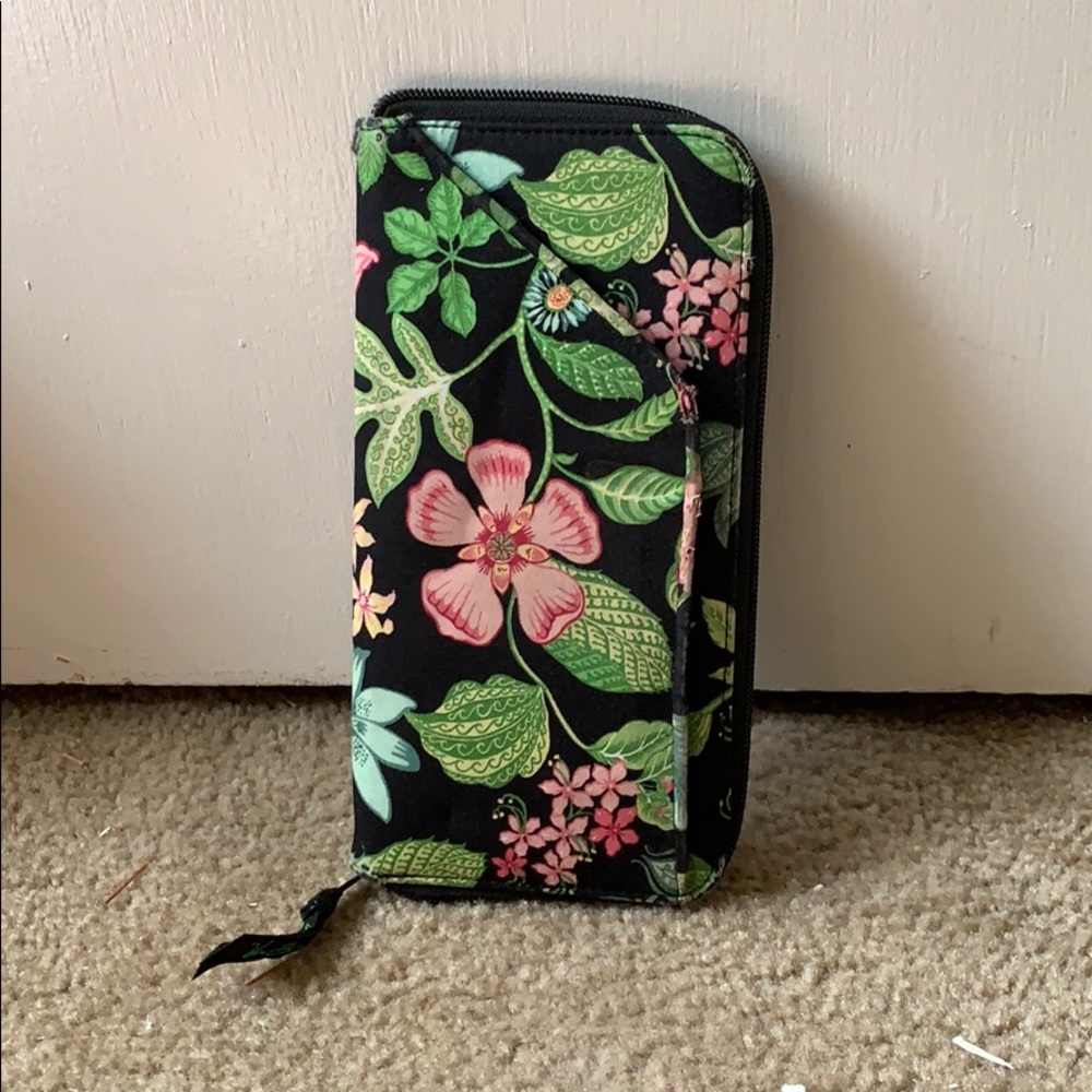 Vera Bradley clutch wallet